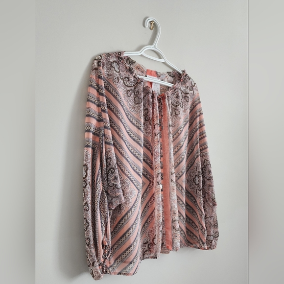 NWT - New York and Company Bohemian Style Blouse - Picture 2 of 5